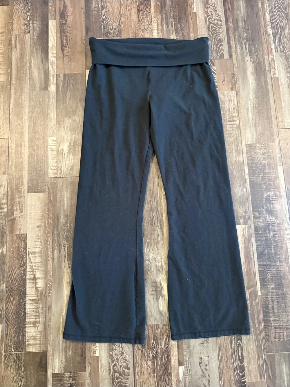 Victoria's Secret Black Fold-Over Waist Yoga Pants - Picture 3 of 3